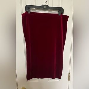 “Top 10 - USA” red, knee length, velvet pencil skirt - Size: L
